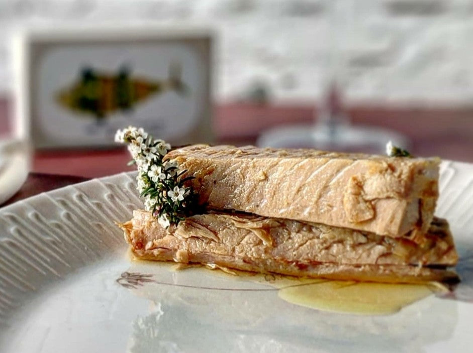Tuna Fillets in Olive Oil